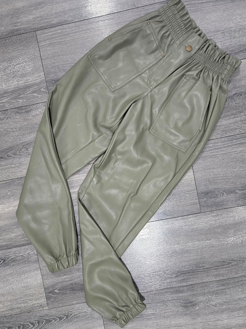 Women's Forever 21 Olive Green Faux Leather Jogger Pants Size XS